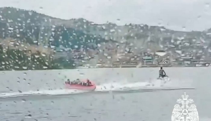 На Байкале задержан водитель гидроцикла, пытавшийся скрыться от инспекторов ГИМС