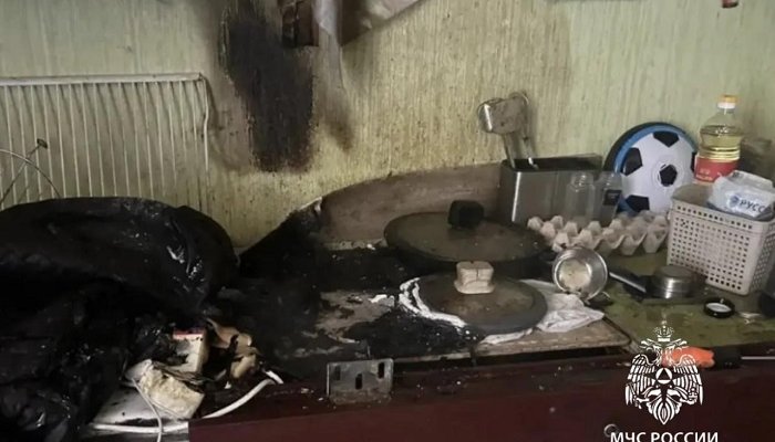 В Шелехове при пожаре в девятиэтажке спасли двух человек