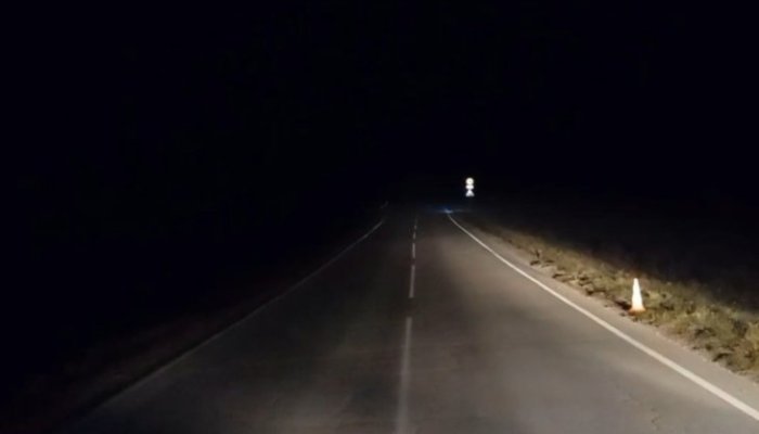 Водитель неустановленного автомобиля сбил двух подростков в Аларском районе и покинул место ДТП (Видео)