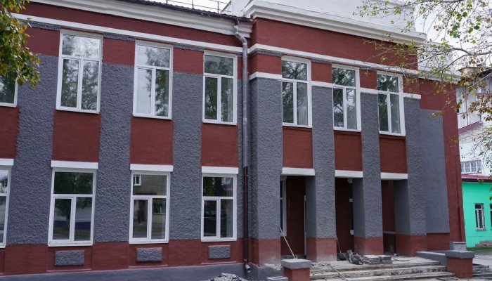 В Черемхово завершается ремонт Центральной городской библиотеки им. А. Вампилова