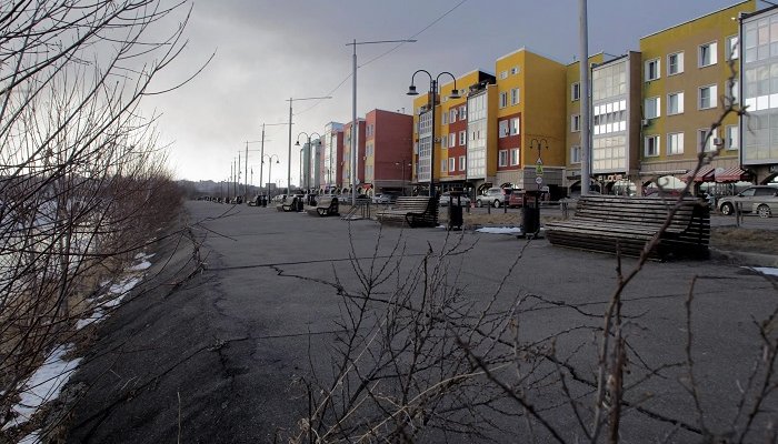 В Иркутске обновили спуск к набережной Ангары в Октябрьском округе