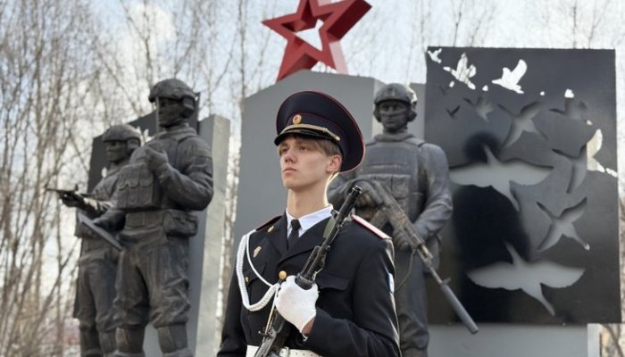 В Железногорске-Илимском открыли мемориал погибшим участникам специальной военной операции