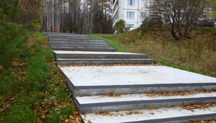 В Правобережном округе Иркутска завершили ремонт 35 дворов и пешеходных зон