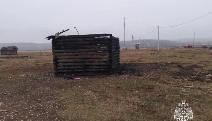 В Эхирит-Булагатском районе из-за детской шалости произошел пожар