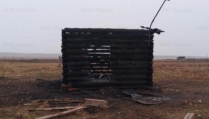 В Эхирит-Булагатском районе восьмилетний мальчик устроил пожар в заброшенном здании