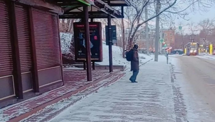 На нескольких остановках Иркутска снесут павильоны