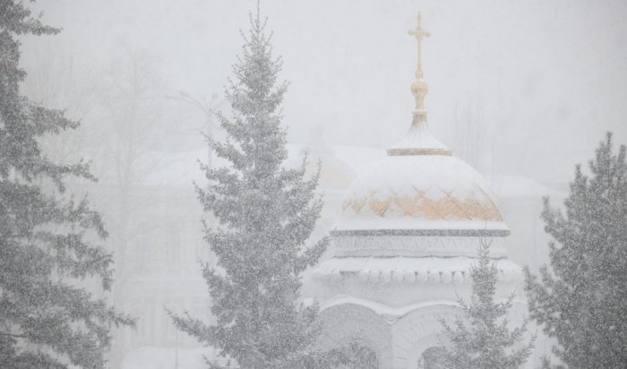 В Иркутской области 4 января ожидается усиление северо-западного ветра, снег и метели