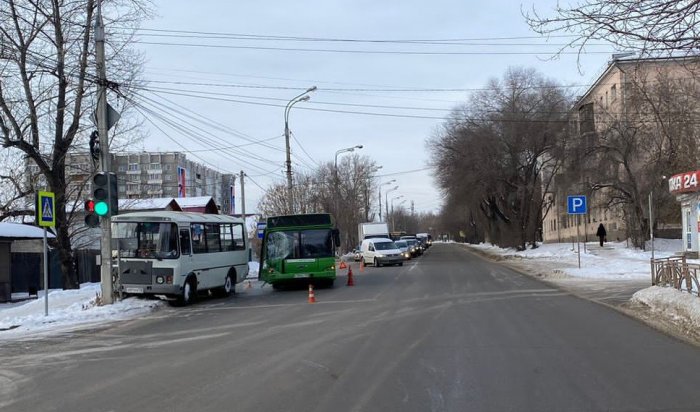 Два автобуса столкнулись в Ново-Ленино