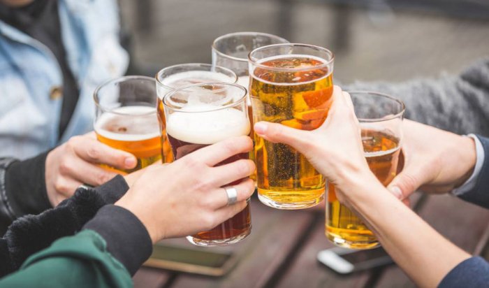 В России хотят запретить продажу безалкогольного пива несовершеннолетним