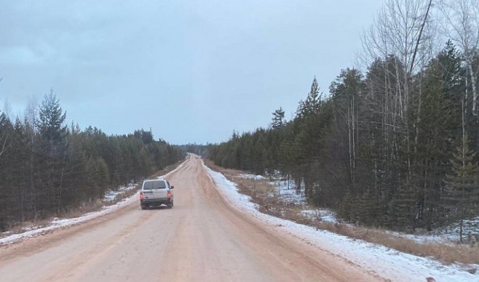 Тягач с прицепом загорелся на дороге «Усть-Кут — Верхнемарково»