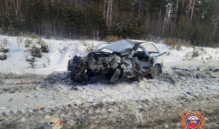 Водитель «Оки» погиб в ДТП на трассе под Иркутском