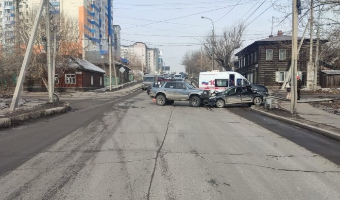 За прошедшую неделю в Иркутске и Иркутском районе произошло 16  ДТП