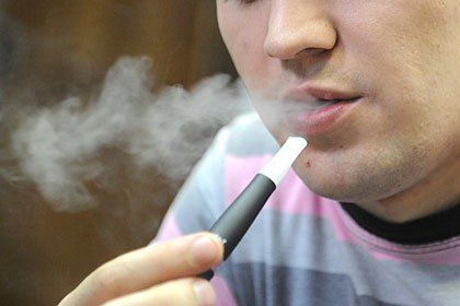 Госдума предложила запретить электронные сигарет