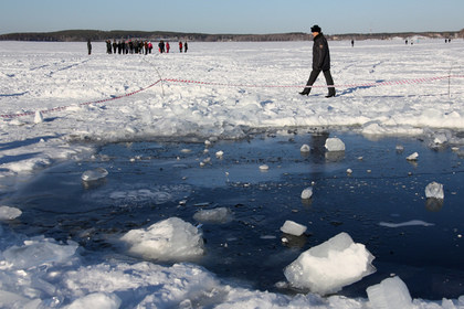 В озере Чебаркуль нашли фрагменты метеорита
