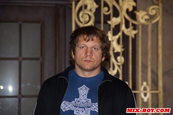 Александр Емельяненко вернулся в MMA