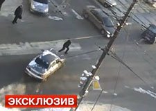 Пьяный лихач в Екатеринбурге сбил троих, как в известной игре Grand Theft Auto (видео