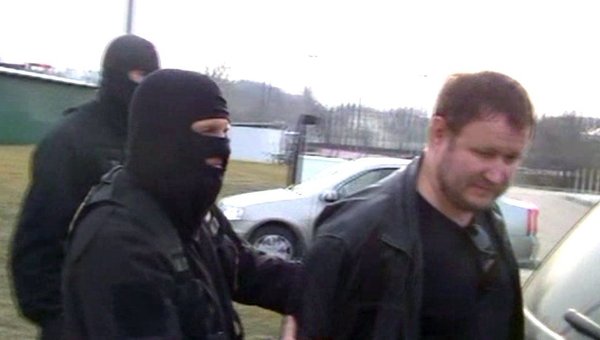 В Красноярске начался процесс по делу криминального авторитета Паши Цветомузыки