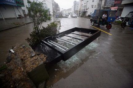 Тайфун «Хайкуэй» свирепствует в Китае