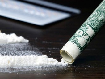 Ученые предложили студентам принимать кокаин