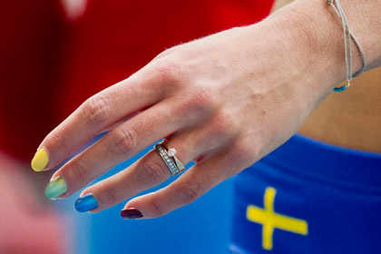 Шведским спортсменам запретили радужные ногти в Сочи-2014