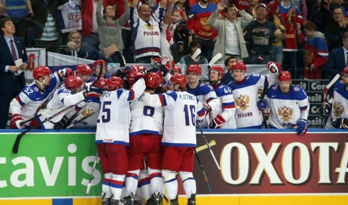 Сборная России по хоккею прилетела в Сочи для участия в Кубке Первого канала