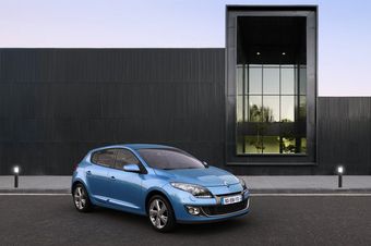 В России начались продажи обновлённого Renault Megane