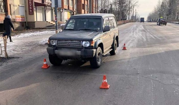 Водитель иномарки сбил первоклассницу на пешеходном переходе в Усть-Куте