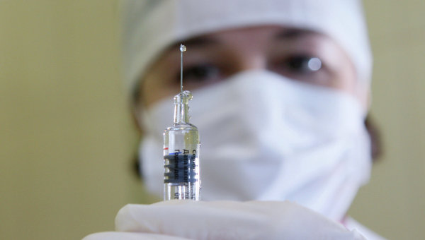 Россиянам рекомендуют ставить прививки перед поездками в Индию и Китай