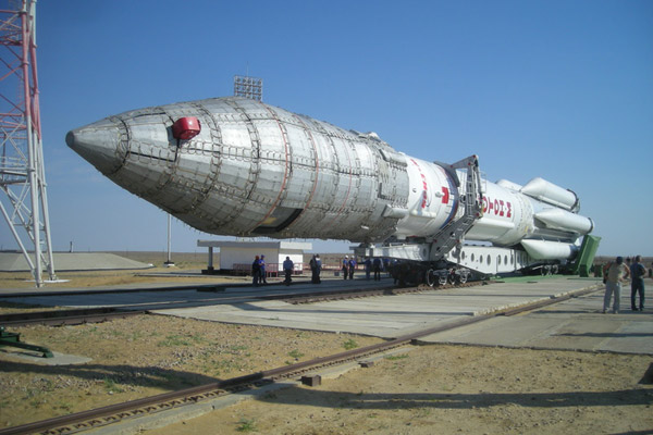 ЧП на космодроме Байконур:  ракета-носитель «Протон-М» упала сразу после старта