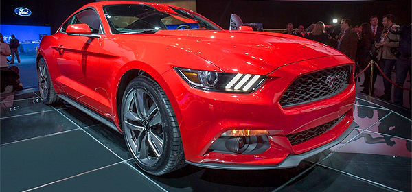 Ford впервые привезет Mustang в Росси