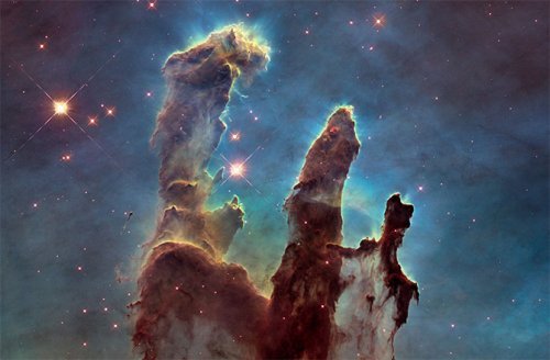 Космический телескоп Hubble обновил знаменитый снимок "Столпы сотворения