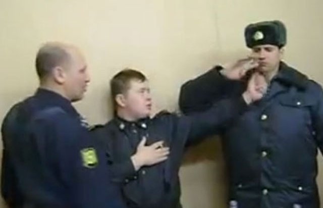 Ярославские полицейские из отдела "Переборы" уволены за пение гимна в пьяном виде