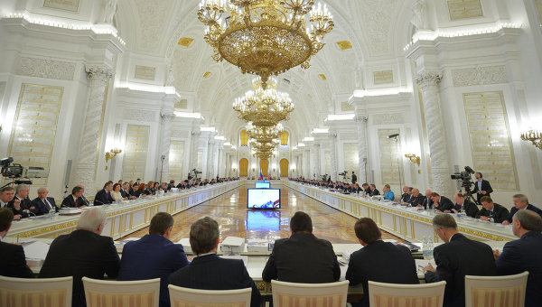 Путин заявил о том, что Россия должна укреплять культурное влияние в мире