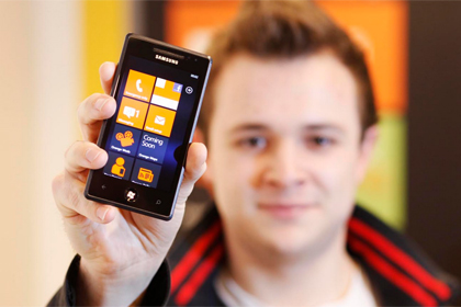 Microsoft рассказала о победе над iPhone в семи страна