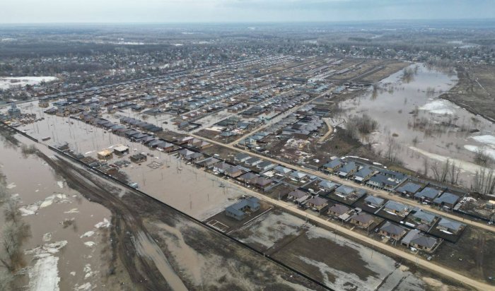 Более шести тысяч домов затопило в Орске из-за прорыва дамбы