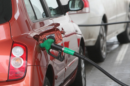 Рост цен на бензин в России опередил инфляци
