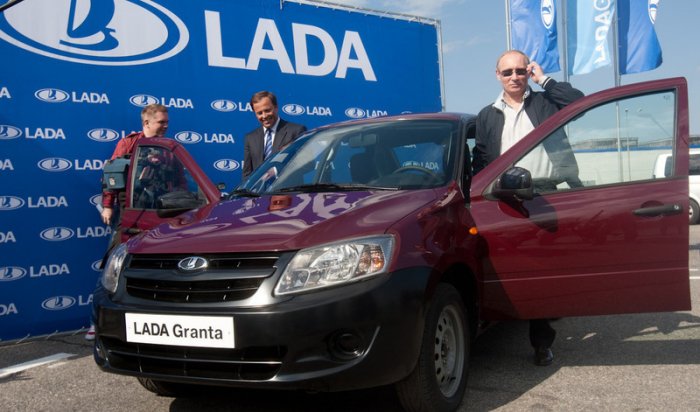 Путин рассказал, почему Lada Granta завелась только с пятого раза