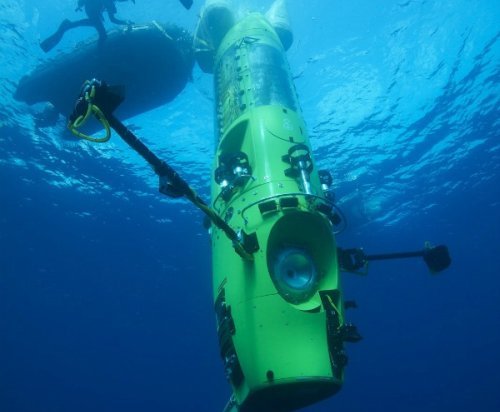 Джеймс Кэмерон передает свою глубоководную субмарину DeepSea Challenger некоммерческой научной организации