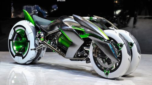 Компания Kawasaki представляет "J" - концепт футуристического электрического мотоцикла-трансформера