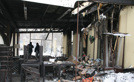 В связи с пожаром в волгоградском кафе возбуждено уголовное дело