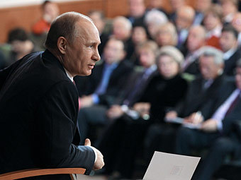 Новая газета" объявила постановкой встречу Путина с доверенными лицами