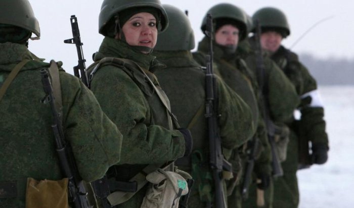Законопроект о призыве женщин в армию могут внести в ГД до 1 февраля