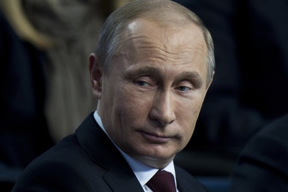 Путин пока не будет отвечать на санкции Запада
