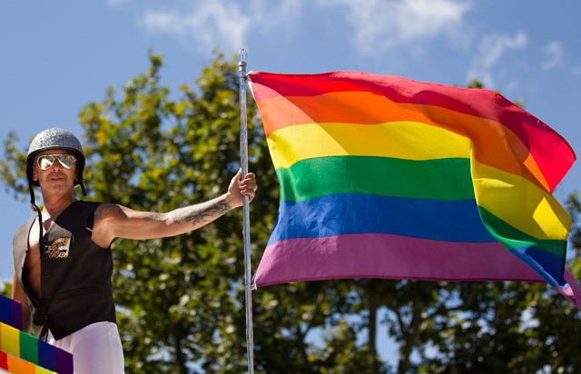 Столичные власти запретили "бородатый" гей-мар