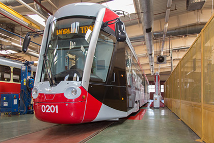 Трамвай нового поколения вышел на маршрут в Останкино
