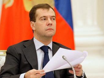 Медведев пообещал наказать руководство "Домодедово
