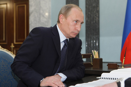 Путин обсудил с Советом безопасности России обострение ситуации в Донбассе