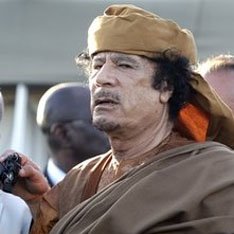Каддафи таки принудили к мир