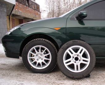 В России могут сделать обязательными зимние шины и цепи противоскольжения