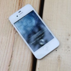Официальный iPhone 4S скоро в России